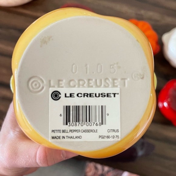 Le Creuset Stoneware 8-Ounce Petite Veggies Casserole Dishes - Picture 6 of 7